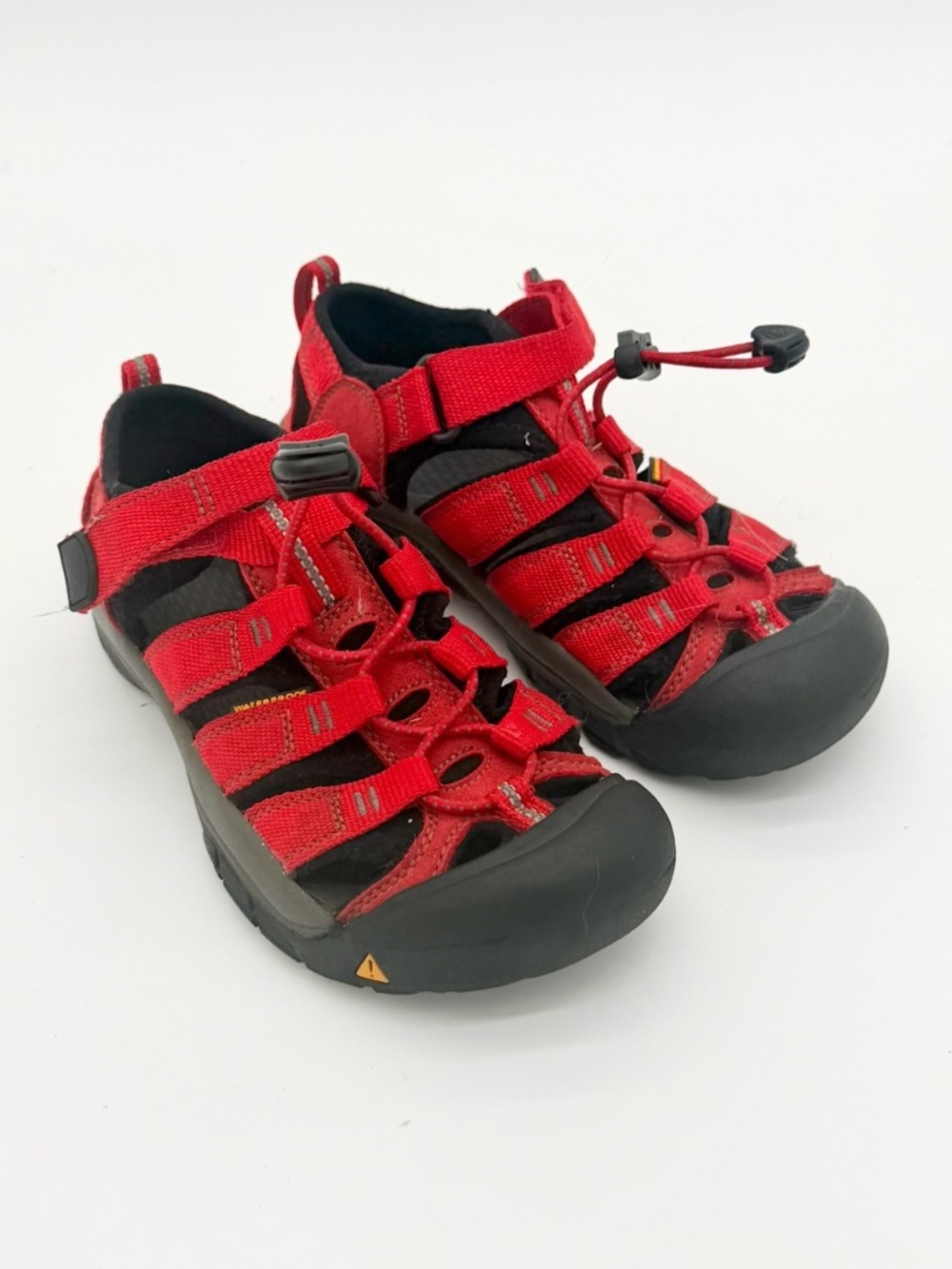 KEEN Kids Newport H2 Waterproof Water Sandals Red Gray Size US Youth 2 EU 34 EUC